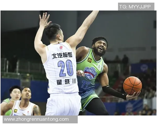 CBA第21轮精彩对决四川队迎战福建队争夺季后赛名额